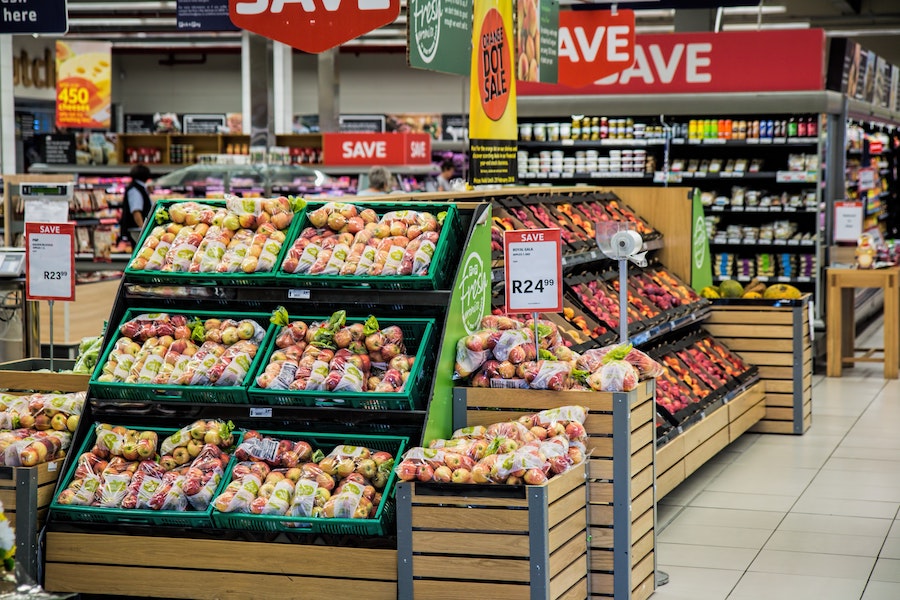 Shopping mall supermarket